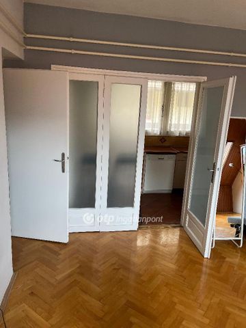 Belváros, Baranya, 7621, Pécs - Photo 3