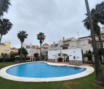 Alquiler de chalet pareado en Las Redes - Photo 1