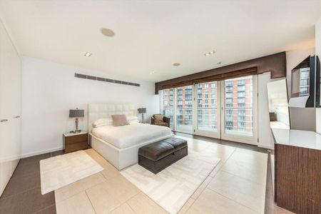 Fairmont Avenue, Canary Wharf, E14 - Photo 4