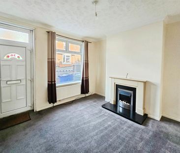 2 bed terraced house to rent in York Street, Mexborough, S64 - Photo 2