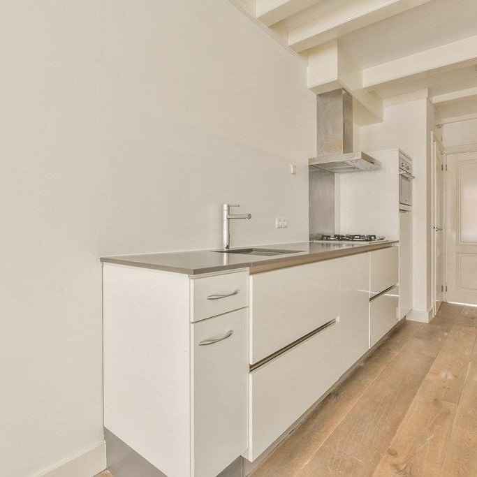 Te huur: Appartement Vierwindendwarsstraat 13 1 in Amsterdam - Photo 1