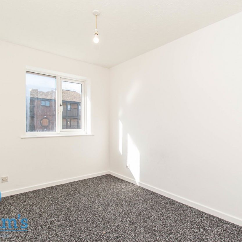 2 bed Semi-Detached House for Rent - Photo 1