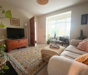 Elmhurst Estate - Photo 1