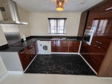 2 bedroom apartment to rent - Photo 4