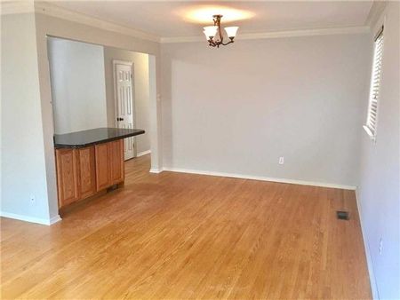 For Lease - 87 Wedgewood Drive, Toronto, Ontario - Photo 3