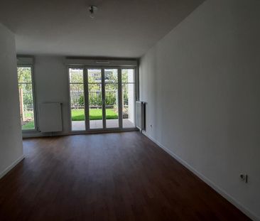 location Appartement T1 DE 30.06m² À LE BLANC MESNIL - Photo 3