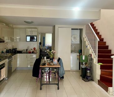 Stanmore - Photo 4