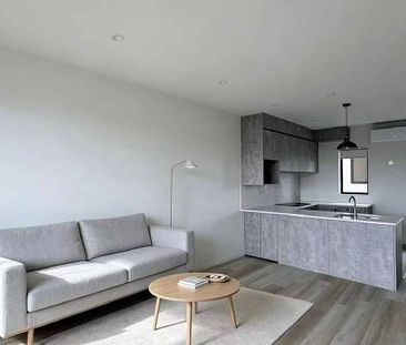 Brand New 2-Bedroom Townhouse in the Heart of Hend - Photo 1