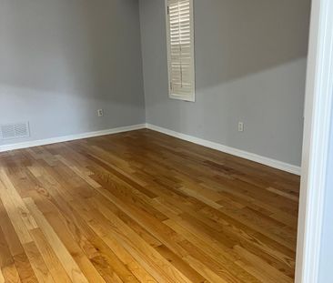 For Lease - 134 Medland Avenue, Whitby, Ontario - Photo 6