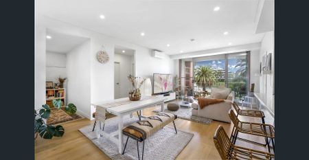 Stunning Location With Lakeside Views - Photo 3