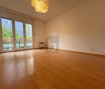 PROCHE DE TOUTES COMMODITÉS ET DE L'ÉCOLE - Foto 3