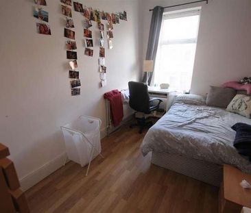 Roxburgh Place, Heaton, Newcastle Upon Tyne, NE6 - Photo 3