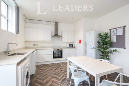 4 bedroom apartment to rent Rockingham Lane, Sheffield, South Yorkshire, S1 - Photo 4