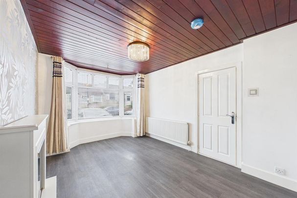 3 bedroom end of terrace house to rent - Photo 1