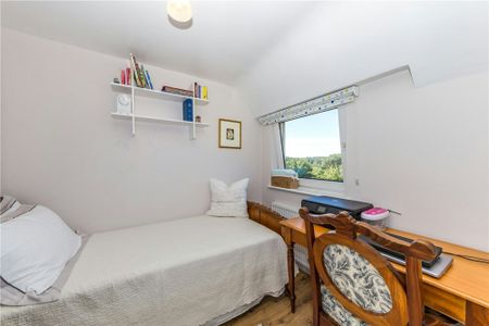 Roundfield Avenue, Hertfordshire, Harpenden, AL5 5BE - Photo 5