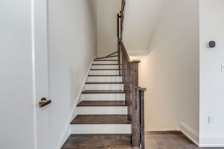 For Lease - 94 Ayaan Lane, Oakville, Ontario - Photo 5