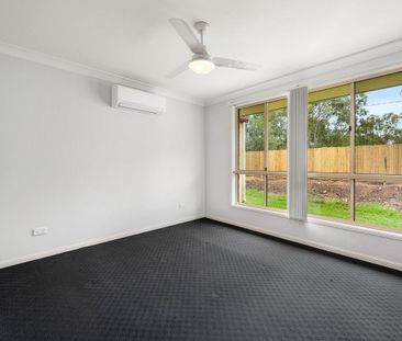 EXCELLENT FAMILY HOME WITH SHED - Photo 5