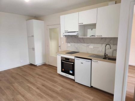 Location appartement t1 bis 2 pièces 35 m² à Rodez (12000) - Photo 2