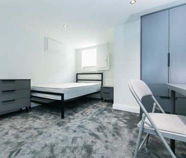 Hartley Grove, Woodhouse, Leeds - Photo 3