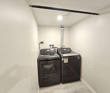For Lease - 669 Sweetwater Crescent Unit# Bsmt, Newmarket, Ontario - Photo 1