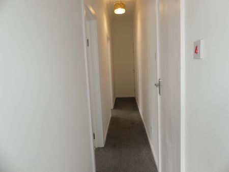 Hornby Road Flat 3 - Photo 3