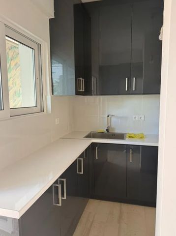 Διαμέρισμα για ενοικίαση Θησείο (Ιστορικό Κέντρο) - Photo 3
