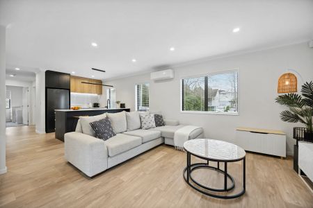 Modern Comfort & Effortless Living in a Safe, Friendly Cul-de-Sac - Photo 3