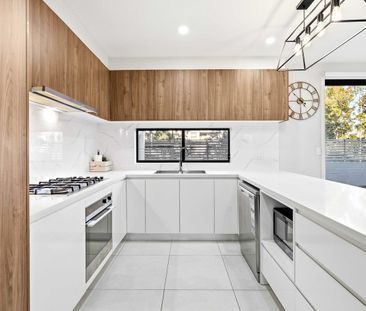 Stylish Family Home in Prime Schofields Pocket | The Ponds Highscho... - Photo 6