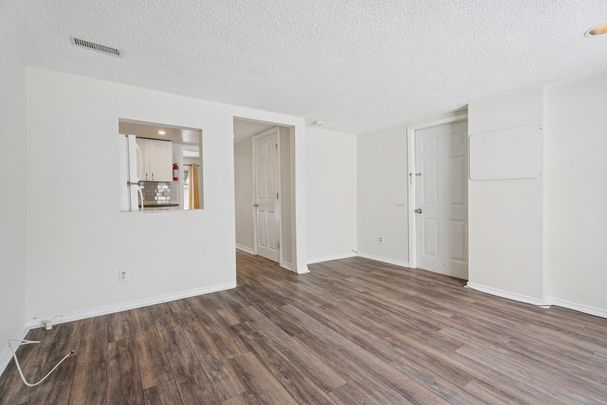 For Lease - 351 Winnifred Drive Unit# (East), Georgina, Ontario - Photo 1