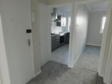 Highgate Court, Hawkhurst, Kent - £950pcm - Photo 2