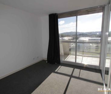 SKY PLAZA- LIVING AT ITS BEST - Photo 6