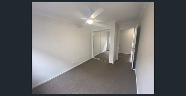 SPACIOUS, WITH ADDITIONAL SIDE ACCESS DRIVEWAY - Photo 1