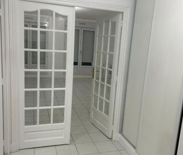 Location Appartement 4 pièces 80m² - Photo 5