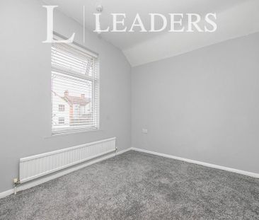 4 bedroom terraced house to rent - Photo 5