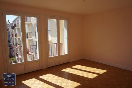 Location Appartement 3 pièces 65m² LAVAL 53000 - Photo 2