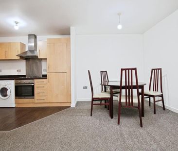 2 bedroom flat to rent - Photo 6