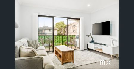 Coastal Convenience - Photo 3