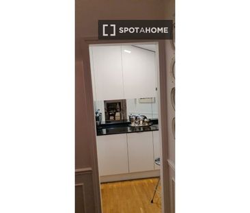 1 room luxury Apartment for rent in Madrid, Spain - Photo 3
