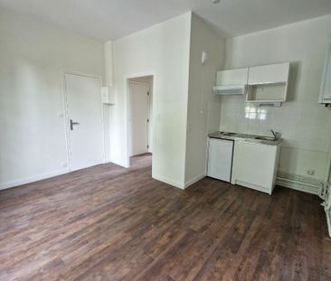 T2 DE 35 m² PROCHE BORDS DE VIENNE REFAIT A NEUF - Photo 2