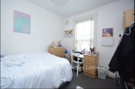 6 Bedroom Student Hyde Park - Photo 4