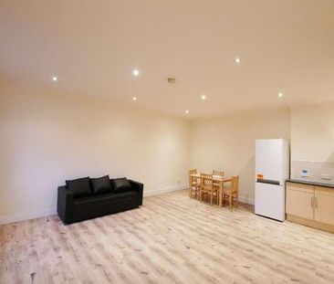 The Mews, Turnpike Lane, London, N8 - Photo 1