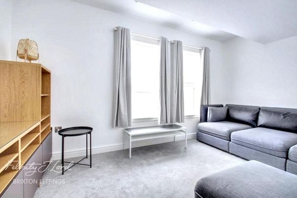 3 bedroom flat to rent - Photo 1