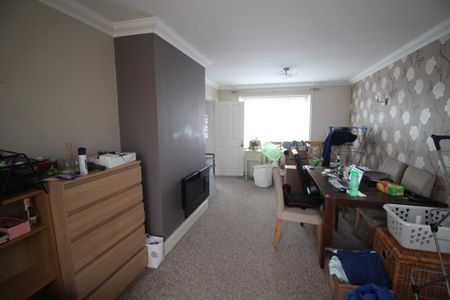 1 bedroom house of multiple occupation to rent - Photo 3