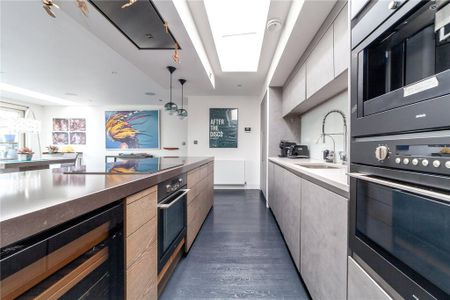 3 bedroom apartment to rent - Photo 2