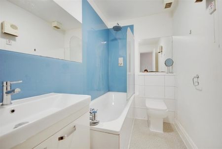 Keele Close, Watford - Photo 3