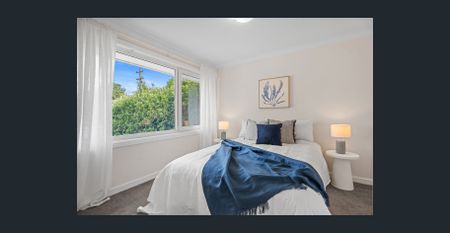 Stylish Family Living in a Peaceful Emu Plains Pocket - Photo 3