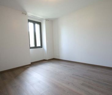 Location Appartement 4 pièces 128m² PRINGY 74370 - Photo 3
