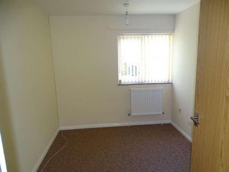 Parkside, Beck Row, IP28 - Photo 3