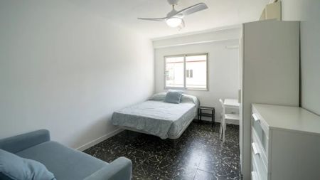 Carrer Germans Villalonga, Valencia, Valencian Community 46020 - Photo 2