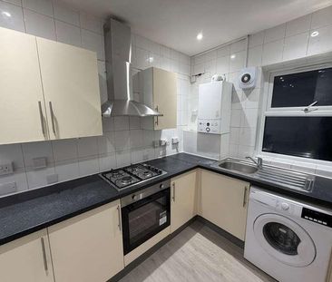 South Norwood Hill, London, SE25 - Photo 3